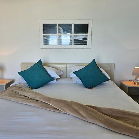 Swept Away Guesthouse - No-Loadshedding Yzerfontein Exterior foto
