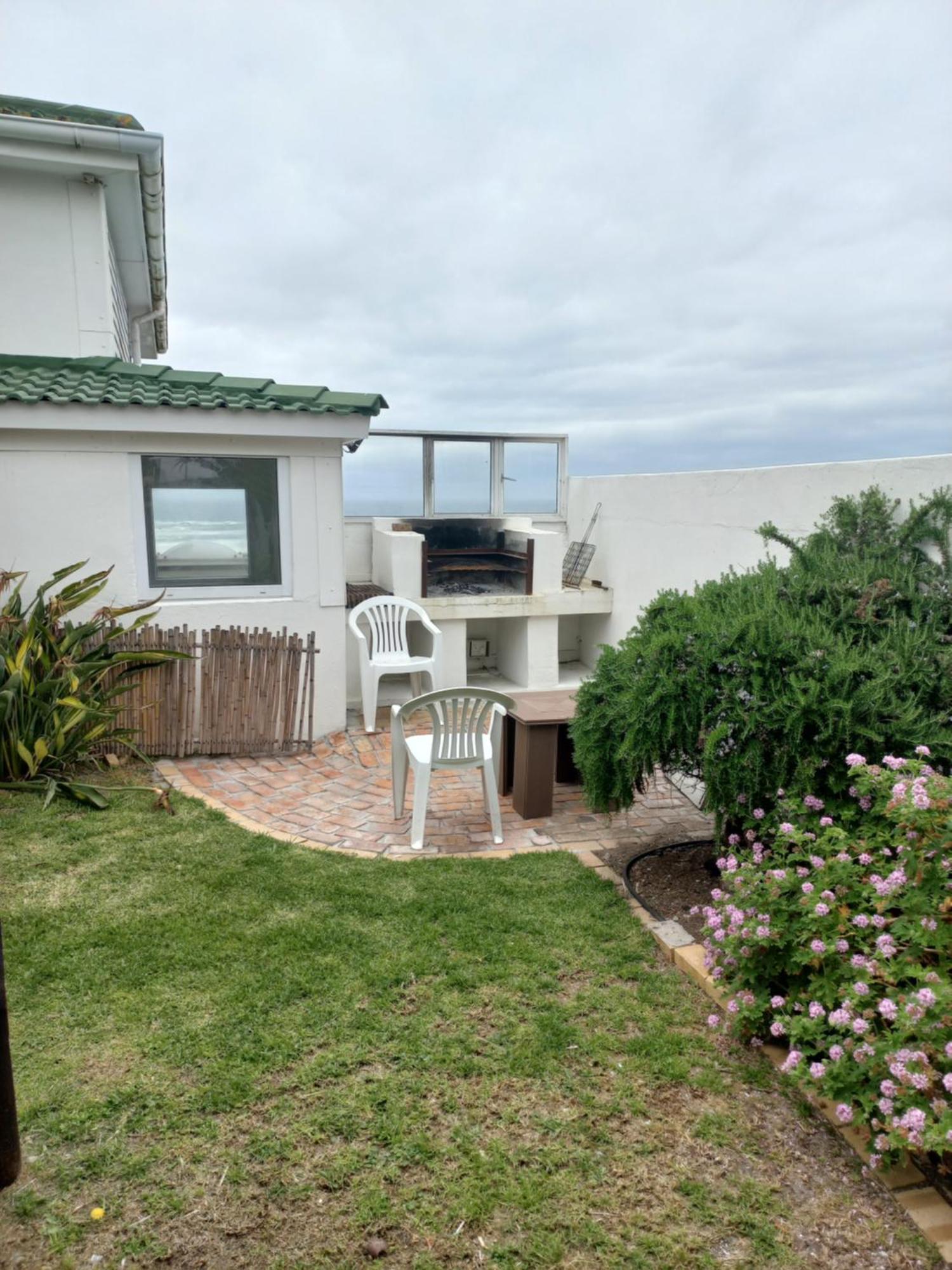 Swept Away Guesthouse - No-Loadshedding Yzerfontein Exterior foto