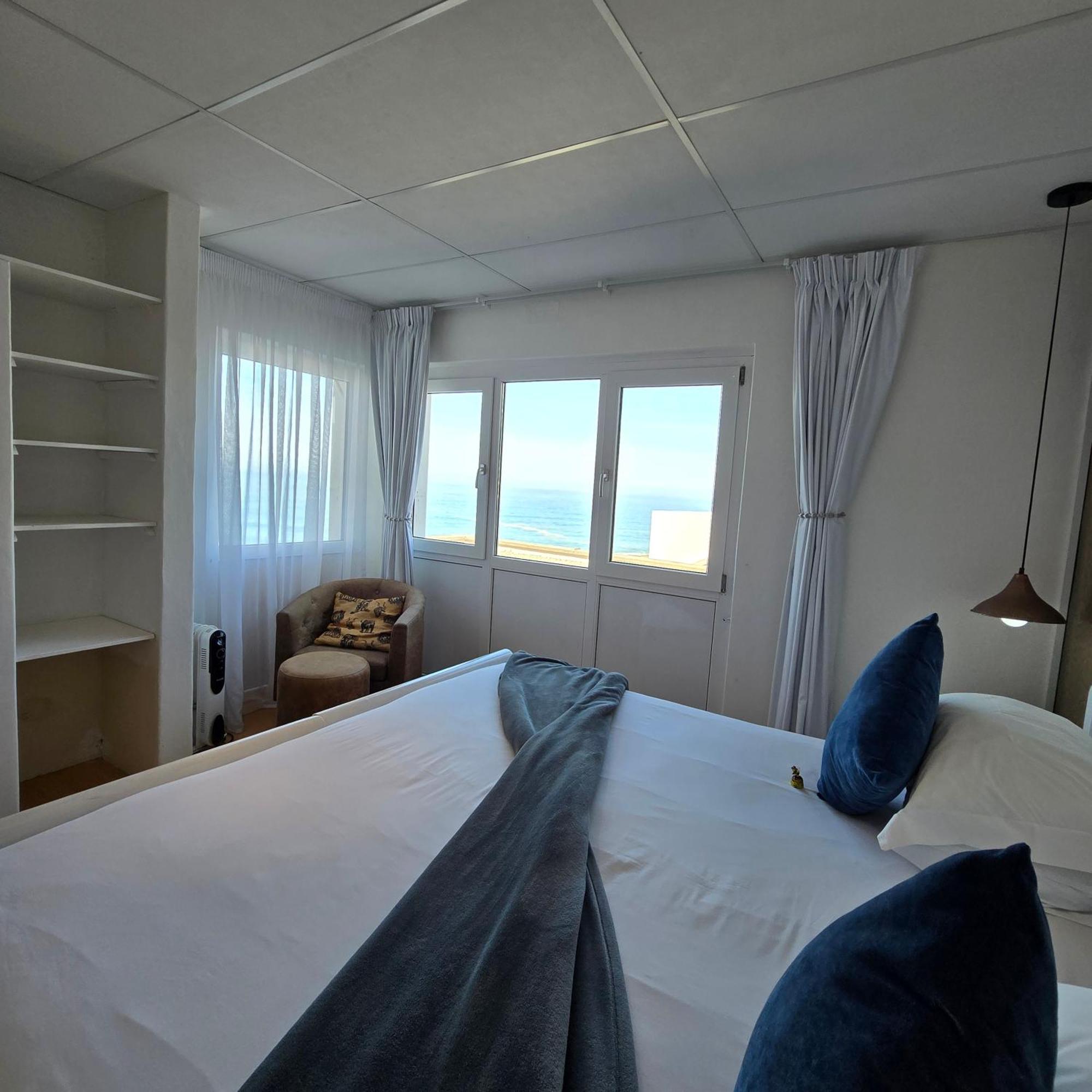 Swept Away Guesthouse - No-Loadshedding Yzerfontein Exterior foto