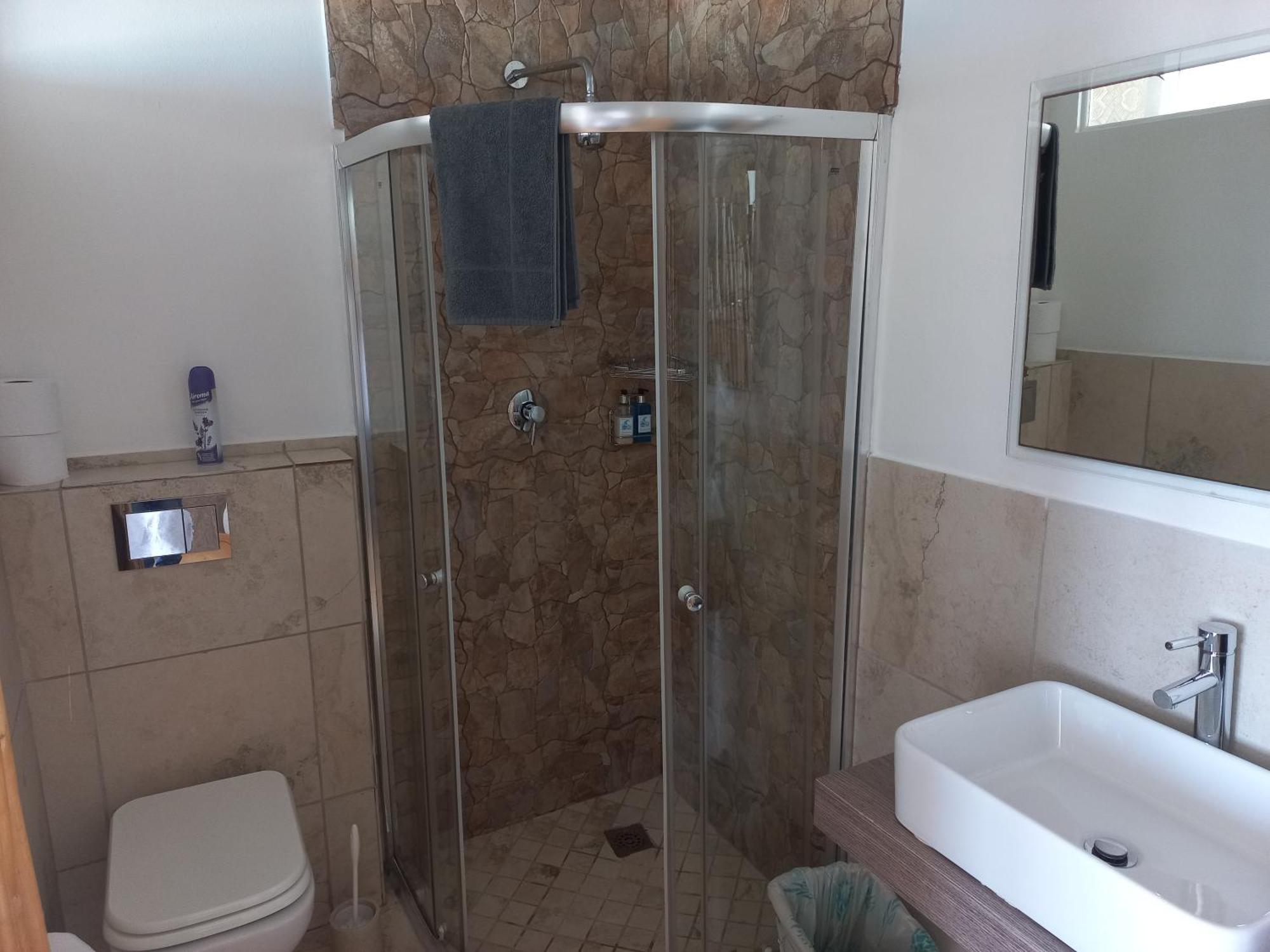Swept Away Guesthouse - No-Loadshedding Yzerfontein Exterior foto